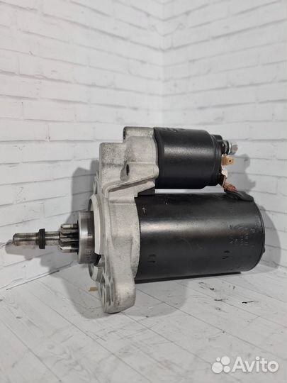 Стартер VW Passat 2.0, Jetta 1.6, 1.8, Golf 2