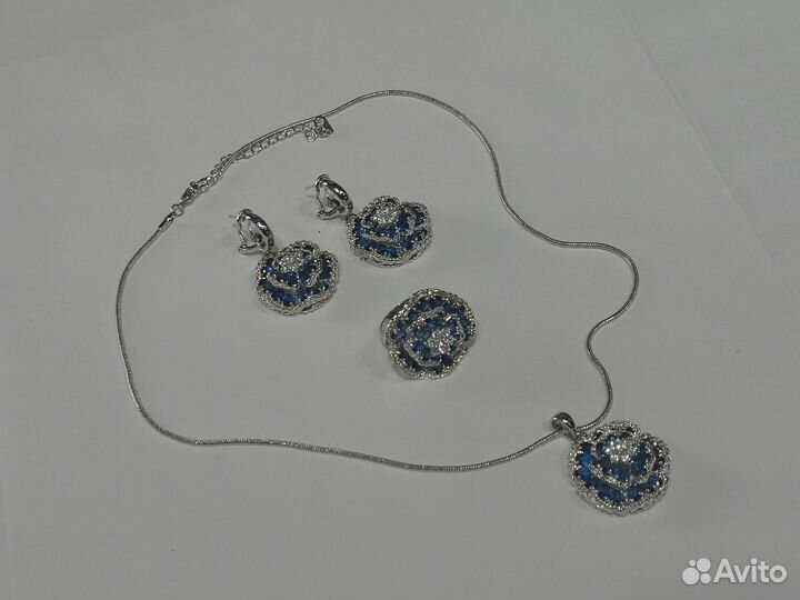 Комплект бижутерии Подвеска, Серьги и кольцо