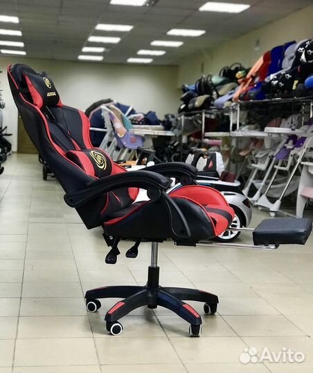 Компьютерное кресло с подножкой Like Regal