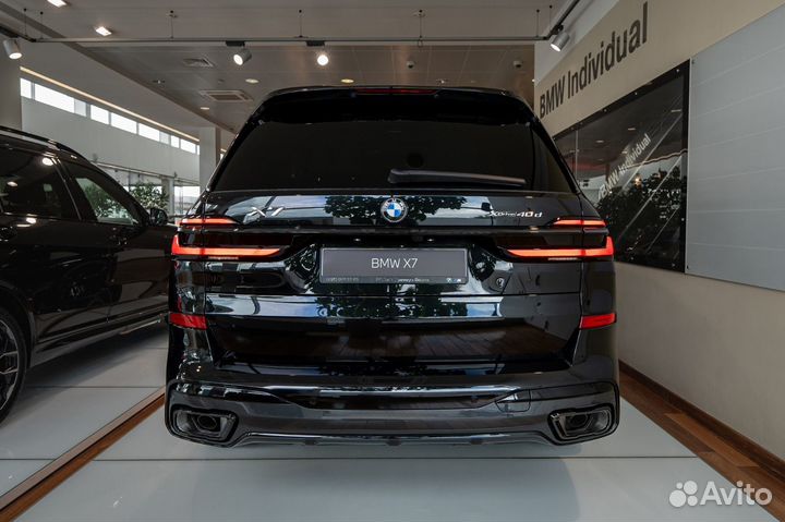 BMW X7 3.0 AT, 2023