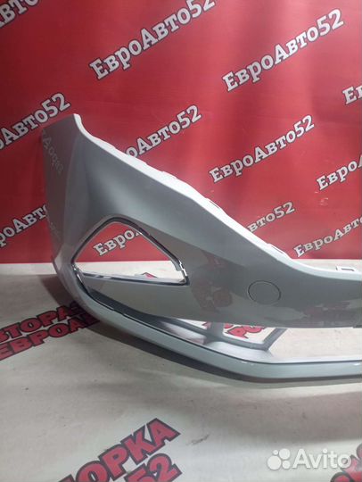 Передний бампер Volkswagen Polo 6