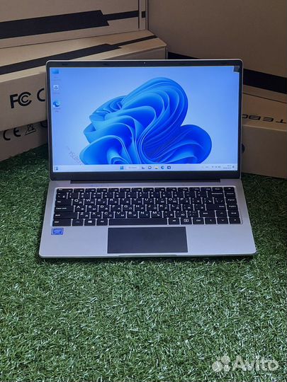 Ноутбук новый