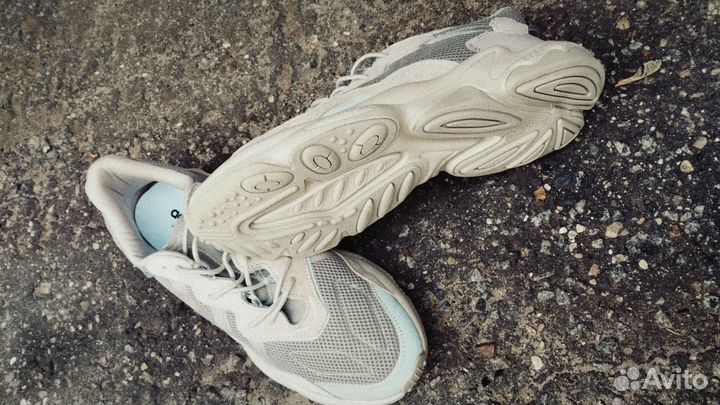 Кроссовки adidas ozweego великаны