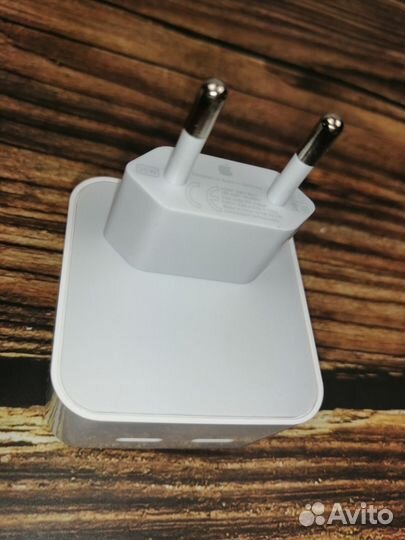 Зарядка на 35W два разъёма USB-C