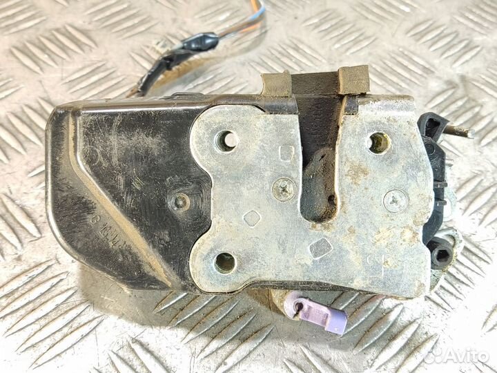 Замок двери передней левой Gaz Газ