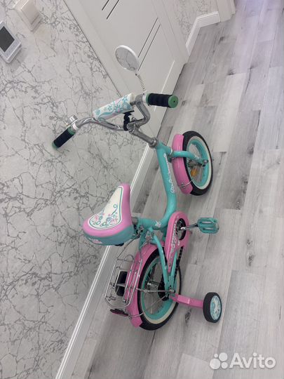 Детский трехколесный велосипед