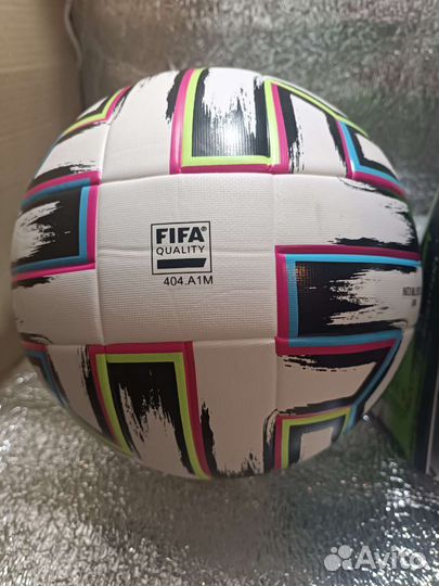 Футбольный мяч adidas jabulani Uniforia euro 2020