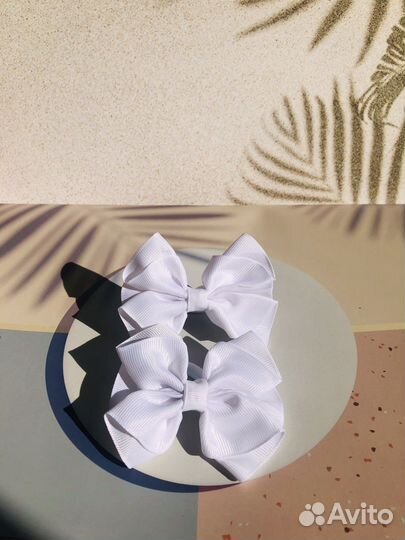 Банты белые ручной работы