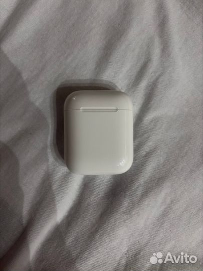 Apple AirPods 2