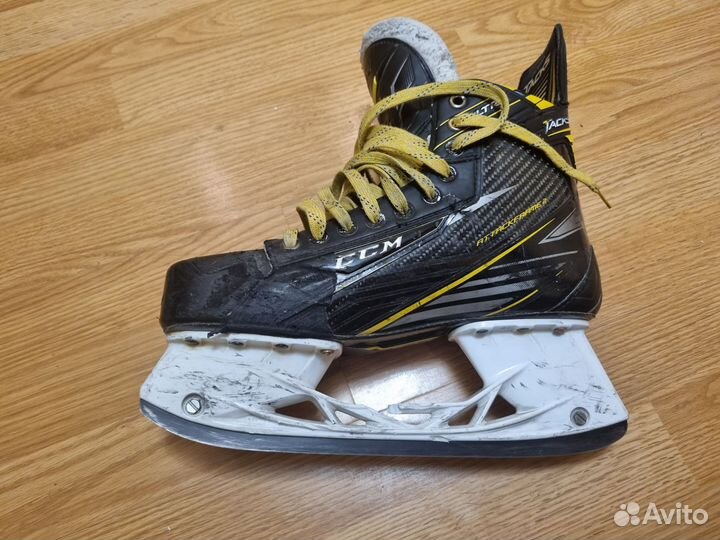 Коньки хоккейные CCM Ultra tacks 10ee