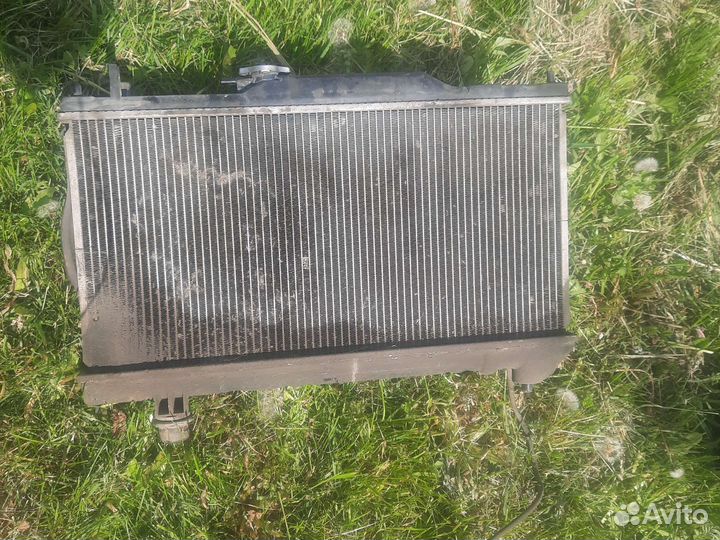 Радиатор охлаждения Toyota Aventis t220