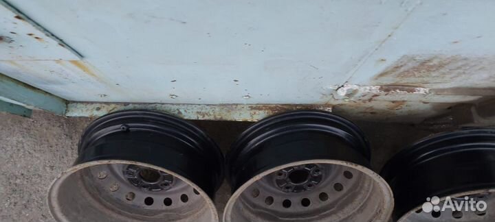 Штампованные диски r16