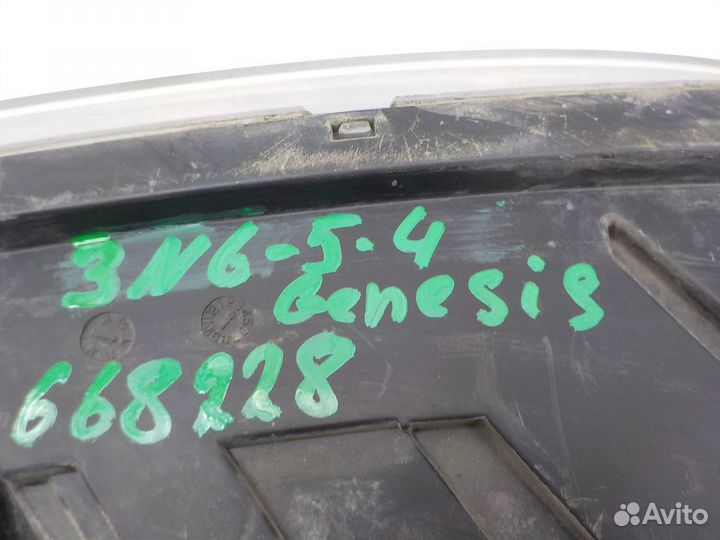 Фара левая Hyundai Genesis 2009