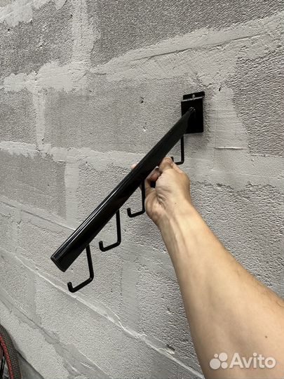 Вешалка/крючки для эконом панели