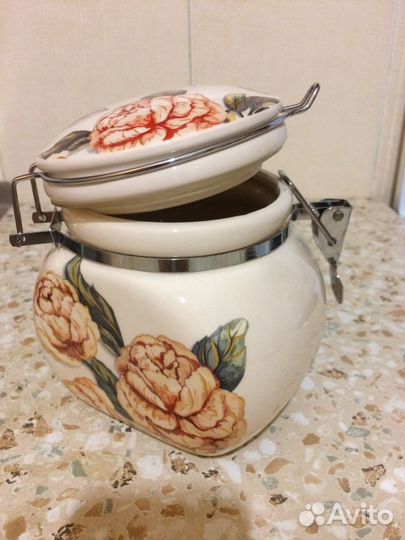 Банка для сыпучих продуктов керамическая