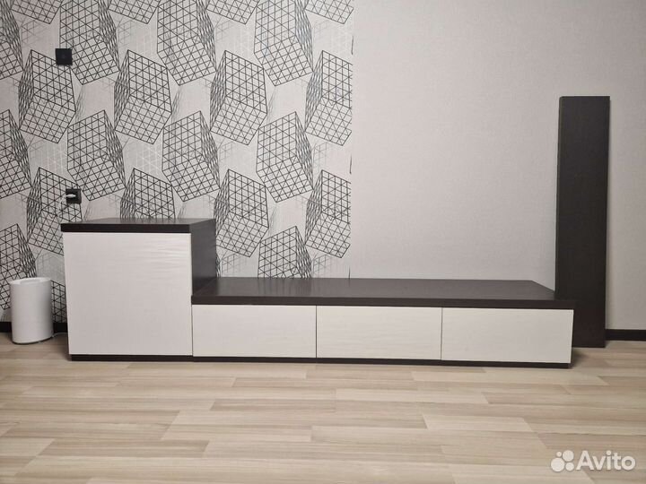 Тумба под телевизор