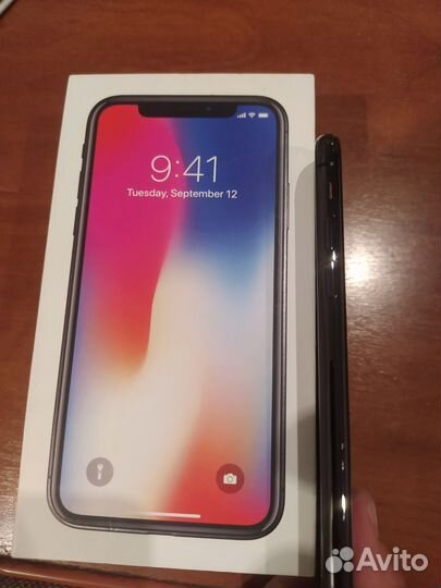 iPhone X, 64 ГБ