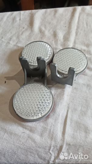 Катафоты дорожные