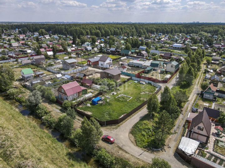 Участок 11,1 сот. (СНТ, ДНП)