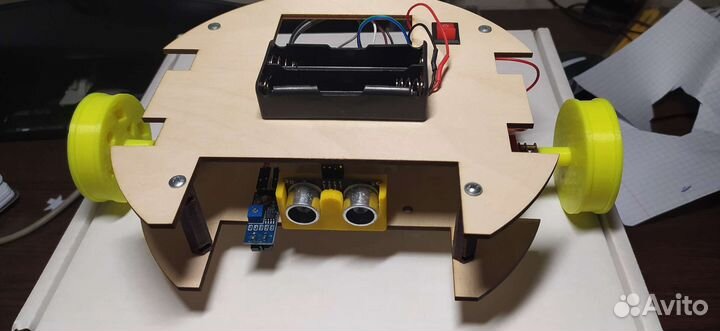Роботот на базе ардуино