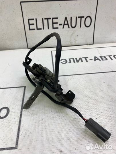 Замок капота Mazda 6 GH 2008