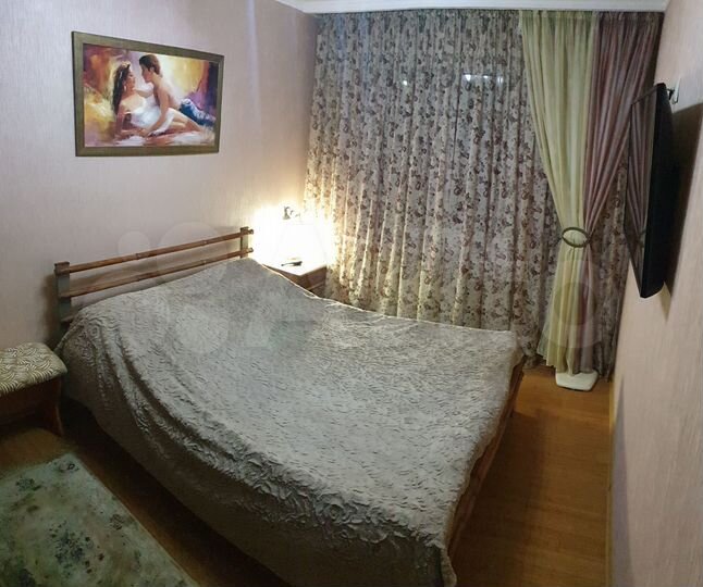 2-к. квартира, 57 м², 2/5 эт.