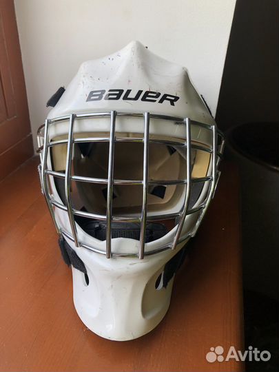 Шлем хоккейного вратаря