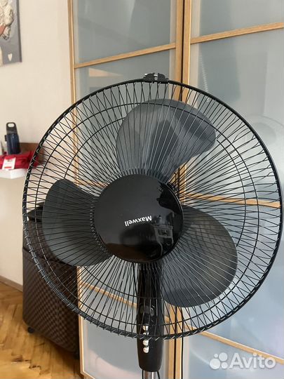 Вентилятор напольный Maxwell