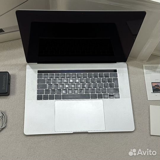 MacBook Pro 15 TouchBar 2016