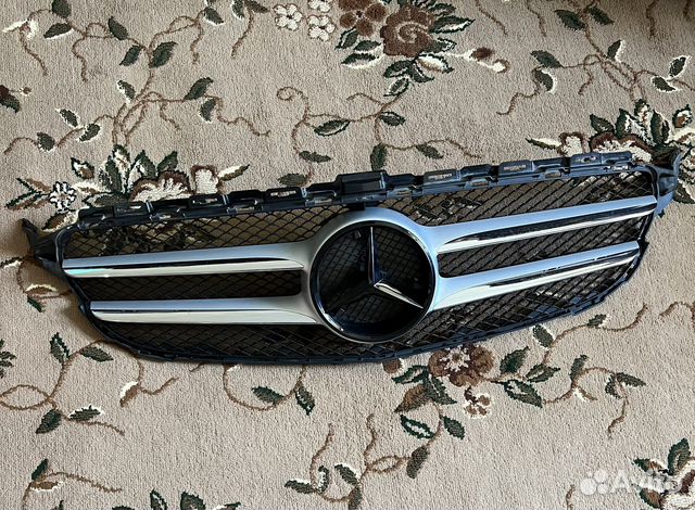 Решетка w205 AMG