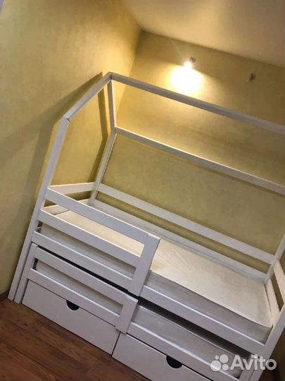 Детская кровать из массива от производителя