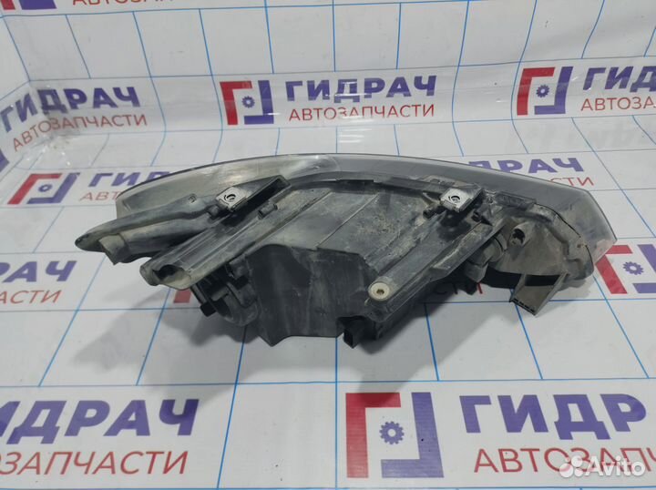 Фара левая Volkswagen Polo Sedan (Mk5) 6RU941015