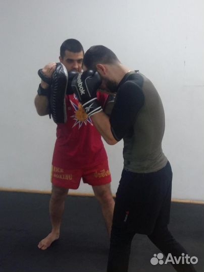 Тренер по кикбоксингу,боксу