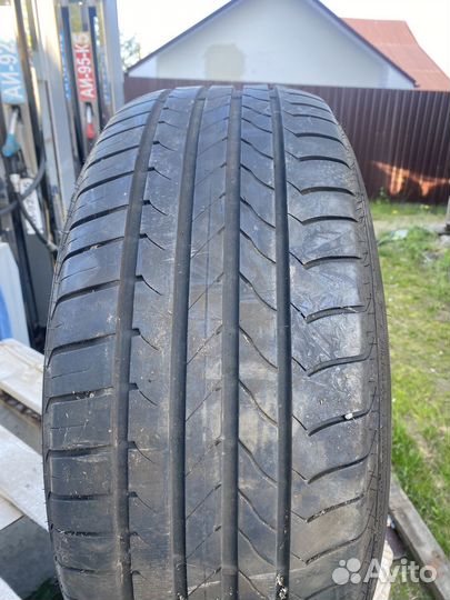 Goodyear EfficientGrip 235/55 R17