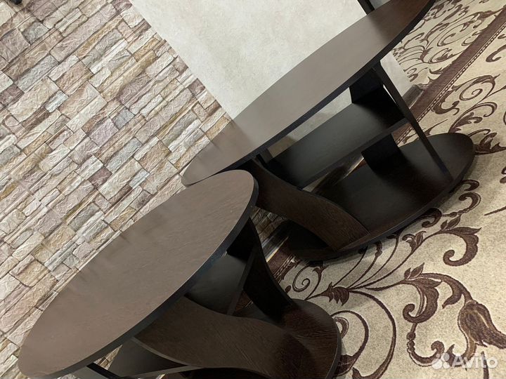 Журнальный столик