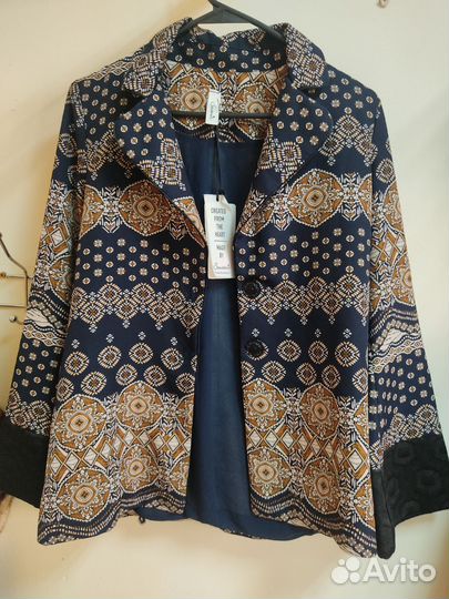 Пиджак женский 42 44 новый