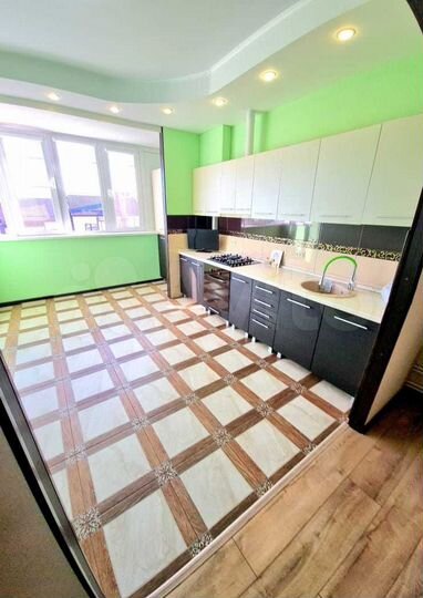 2-к. квартира, 57 м², 4/4 эт.