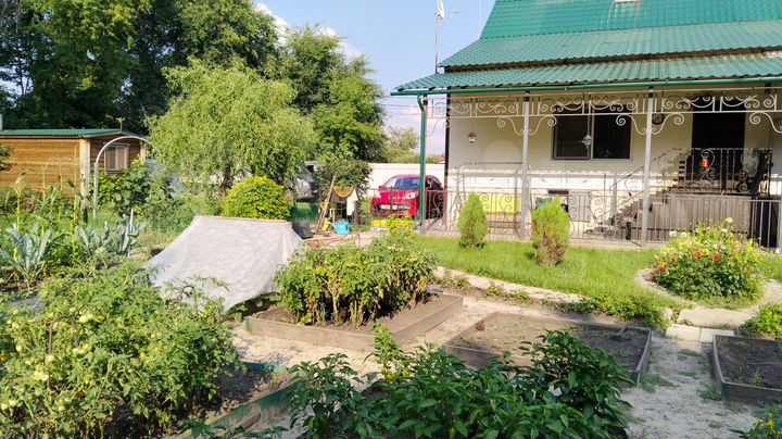 Дом 240 м² на участке 12 сот.