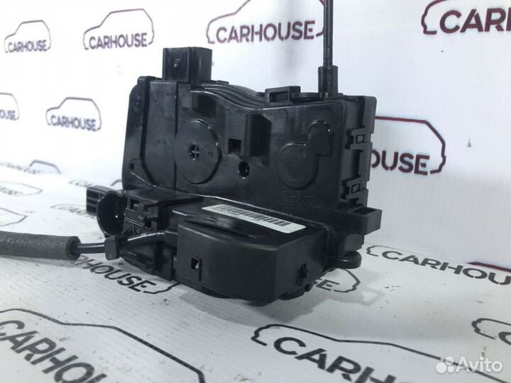 Замок двери задний правый Kia Sportage