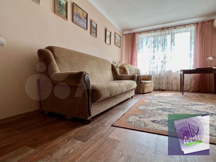 2-к. квартира, 53 м², 1/5 эт.