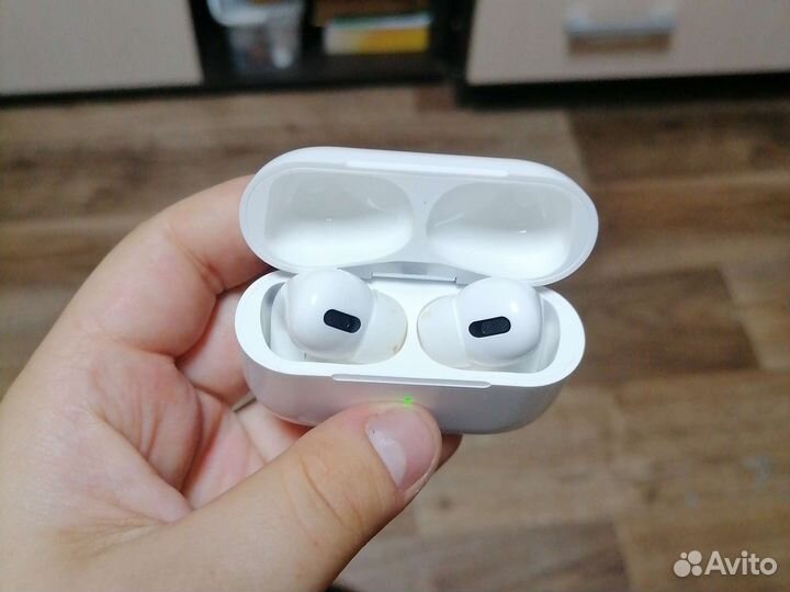 Продам airpods pro 2, паль