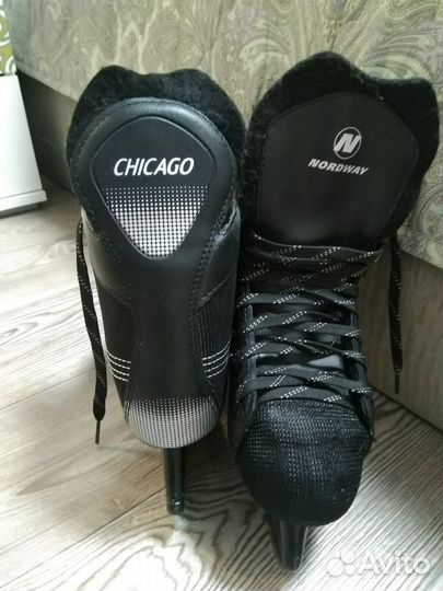 Коньки хоккейные 37р