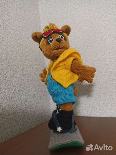 Плюшевый мишка сноубордист