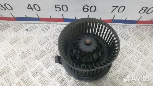 Моторчик печки dacia sandero 1 (ABR17KK01)