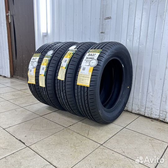 Westlake SA37 235/40 R18