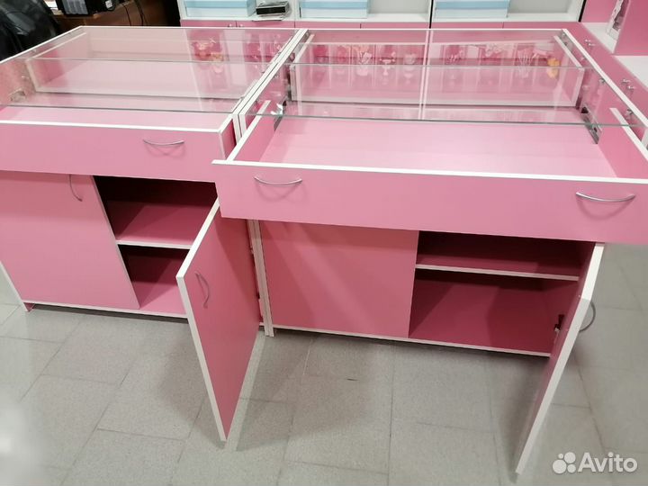 Торговые стеллажи, прилавки, витрины (новые)