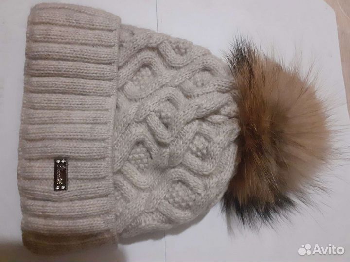 Шапка для девочки новая