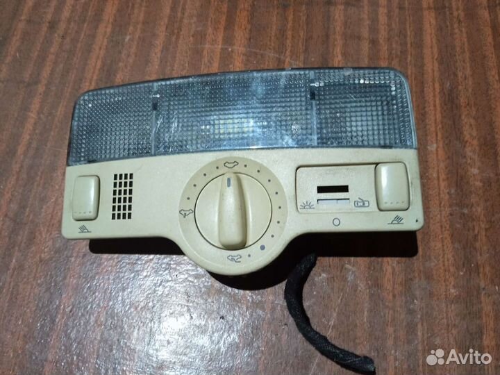 Блок управления люком плафон Фольксваген Пассат В5