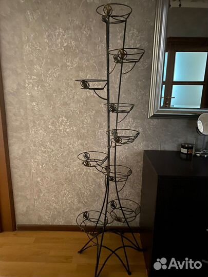 Подставка для цветов напольная металлическая