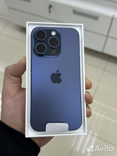 iPhone 15 Pro, 128 ГБ